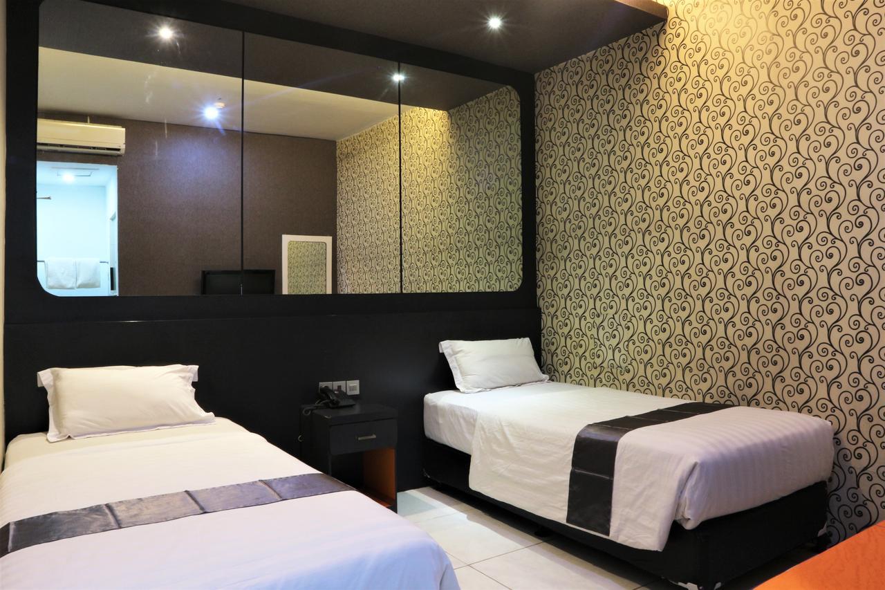 Hotel Candi メダン エクステリア 写真