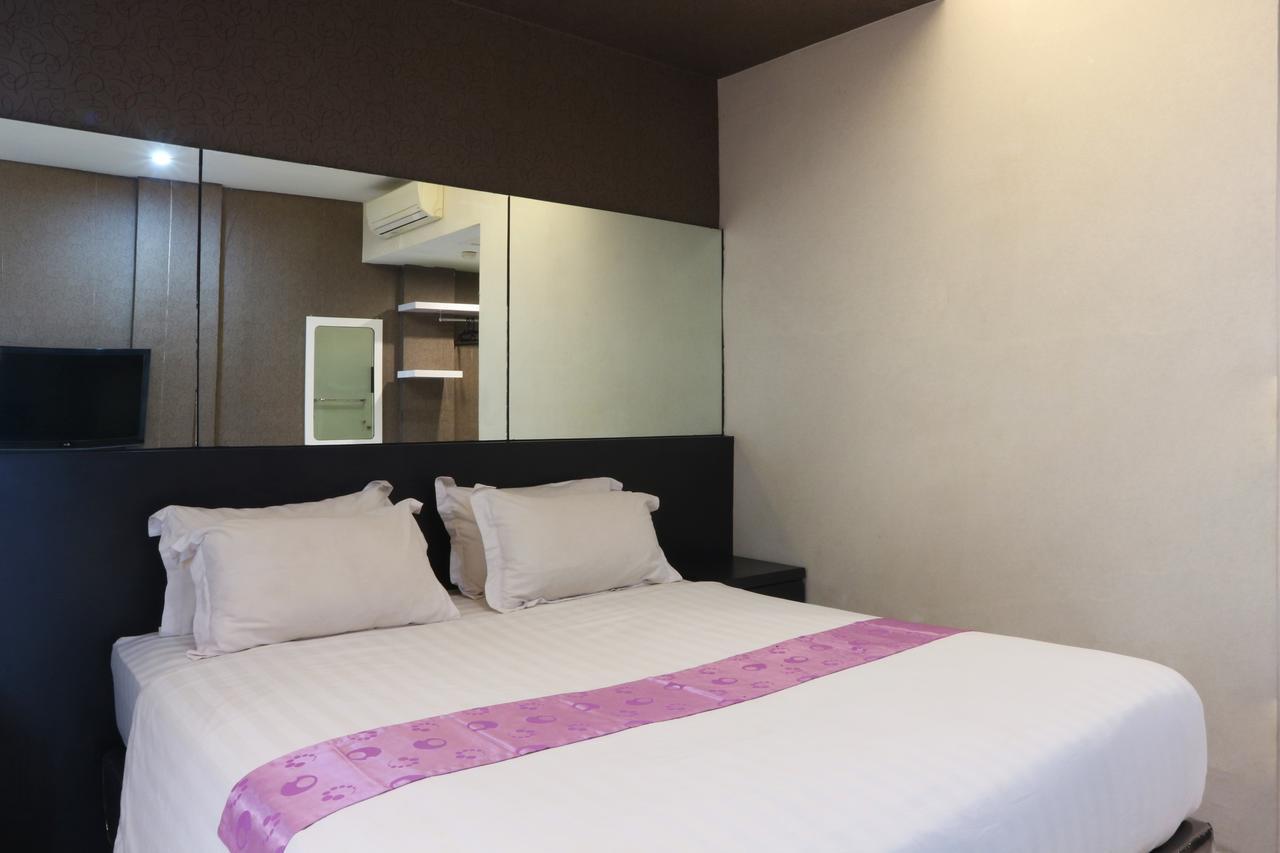 Hotel Candi メダン エクステリア 写真
